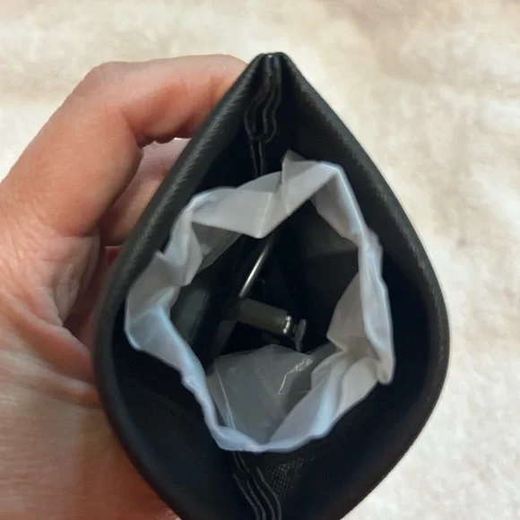 Quay Australia Vivienne Black Aviator Sunglasses with case NWT - Picture 6 of 8